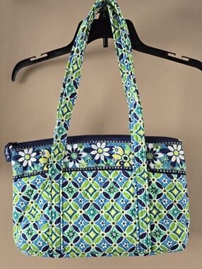 Vera Bradley Retired Daisy Daisy Blue & Green Handbag Purse.